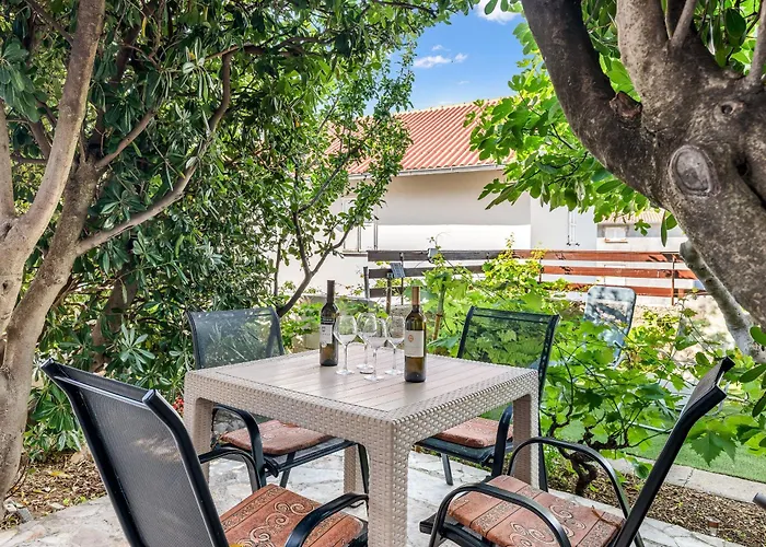 Jelica Apartmán Pag Town