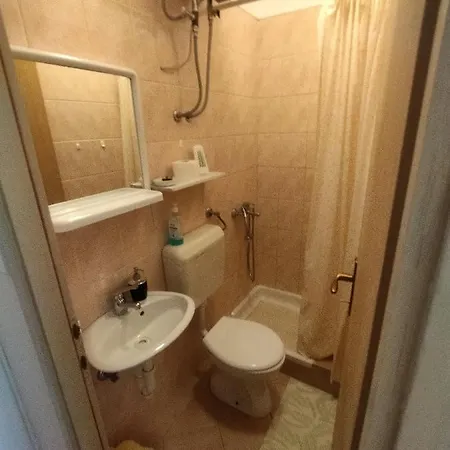 Jelica Apartment Pag Town