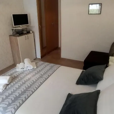 Jelica Apartment *